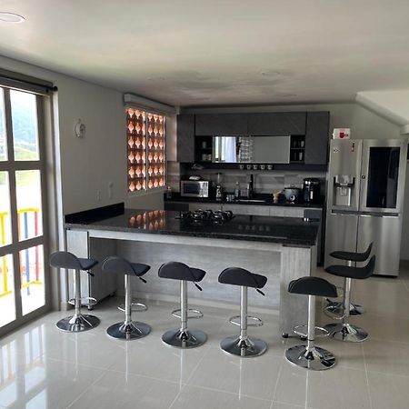 Apartamento De Lujo Apartman Guatapé Kültér fotó